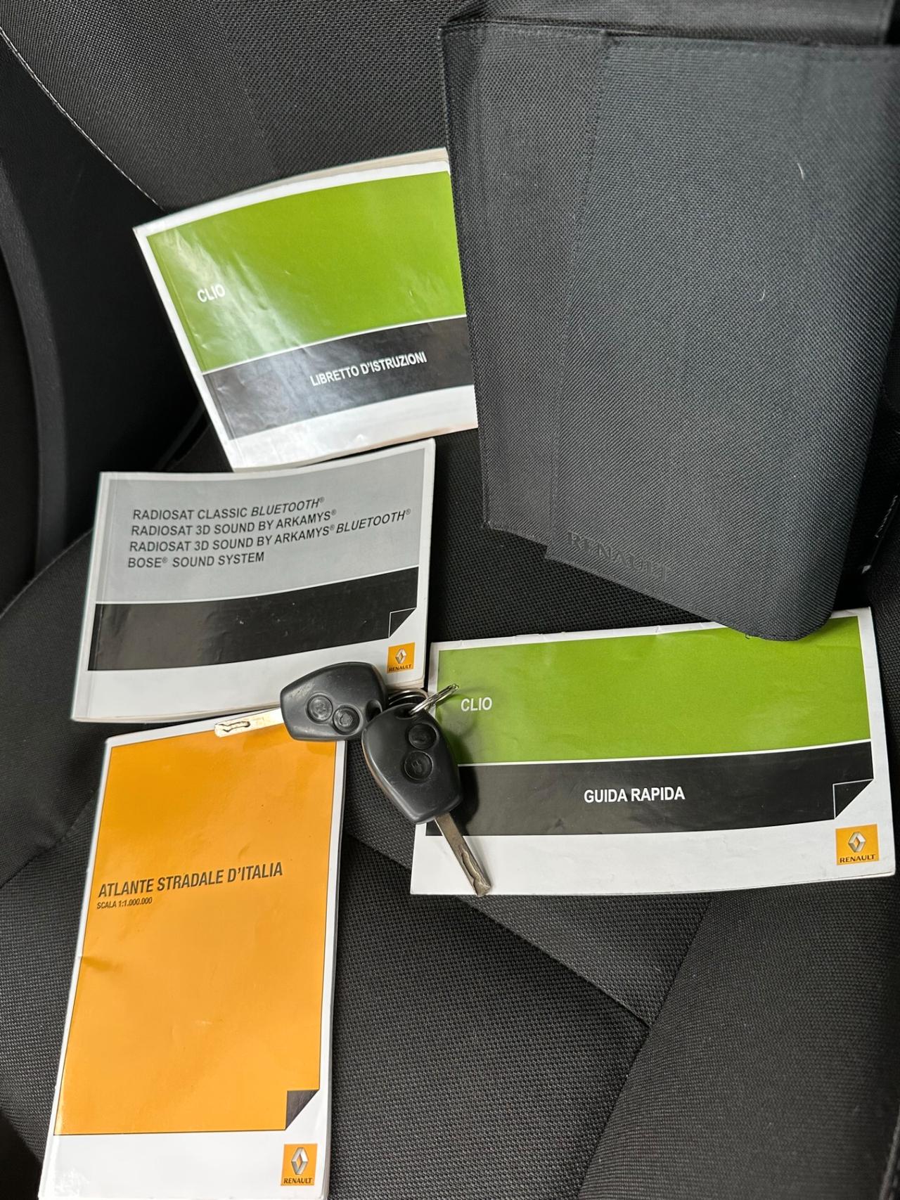 Renault Clio 1.2 Benz, Euro 5A, pari al nuovo e uni propriet