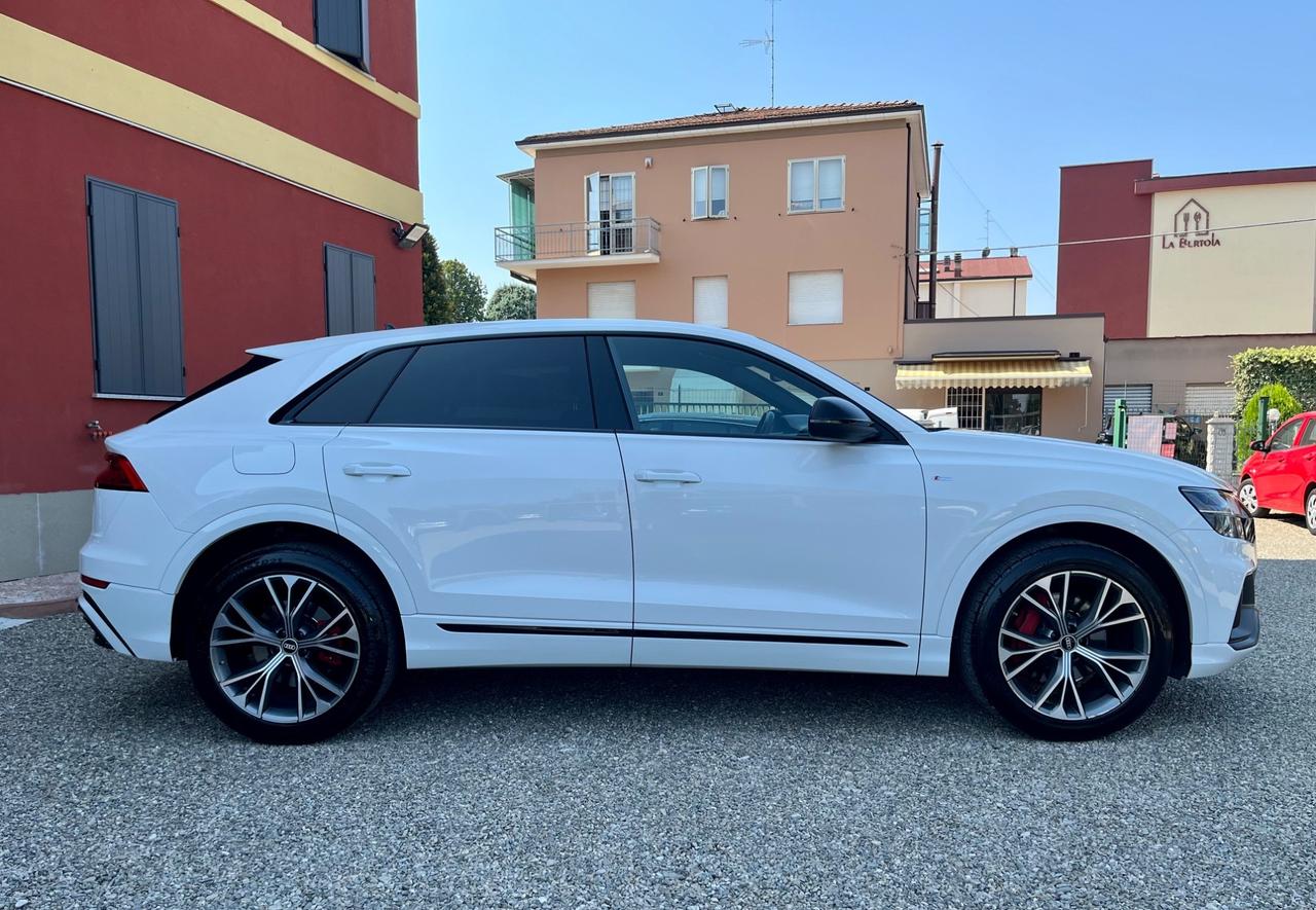 Audi Q8 50 TDI 286 CV quattro tiptronic
