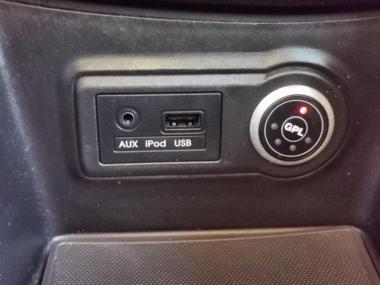 Kia Venga 1.4 GPL Easy - 12/2012