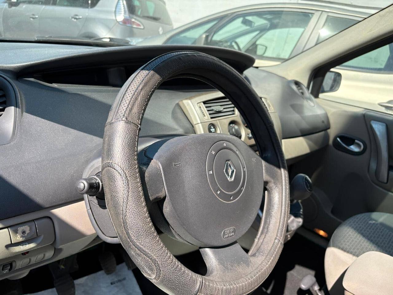 Renault Scenic Scénic 1.9 dCi/130CV Confort