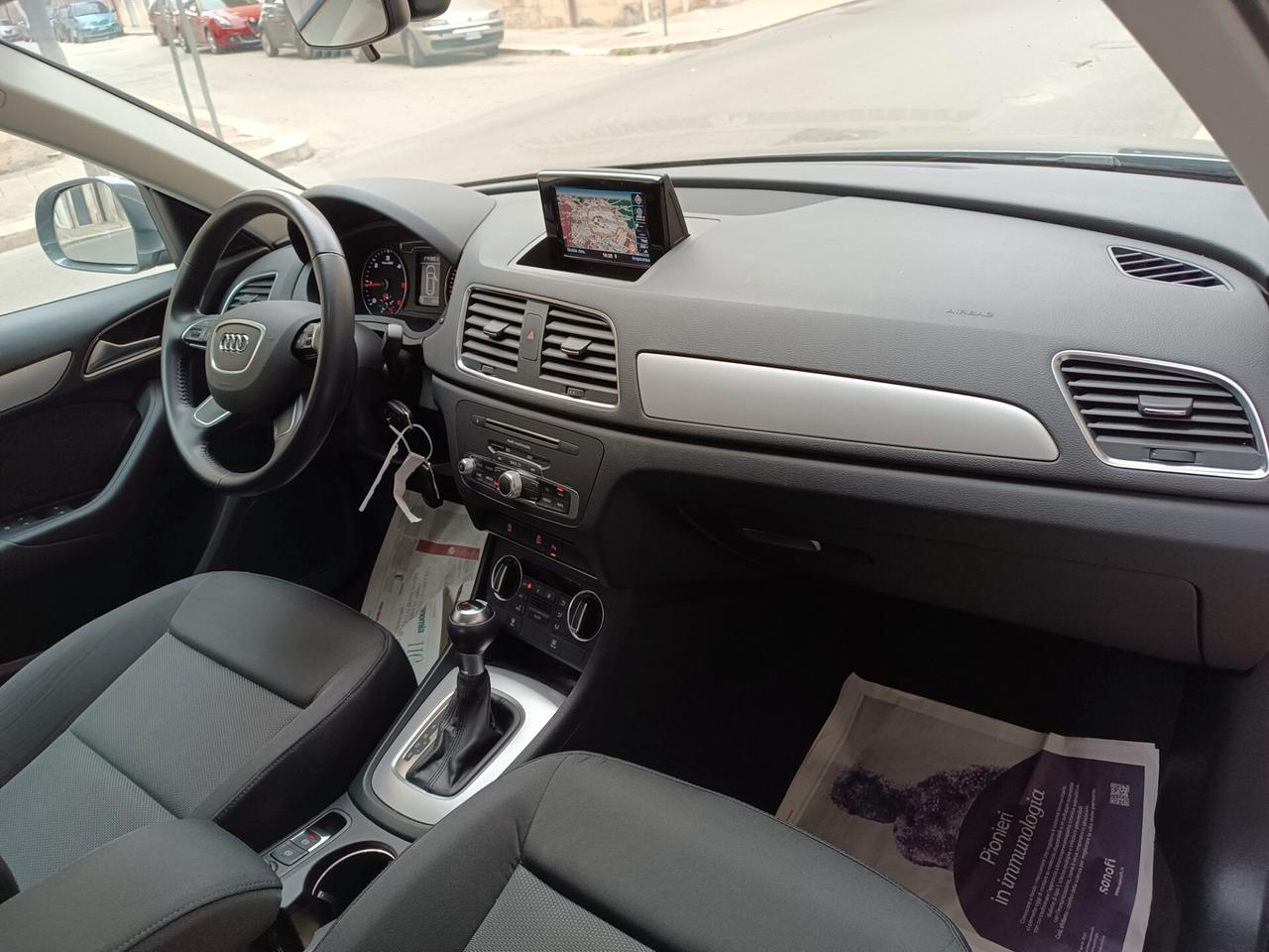Audi Q3 2.0 TDI 120 CV S tronic Business