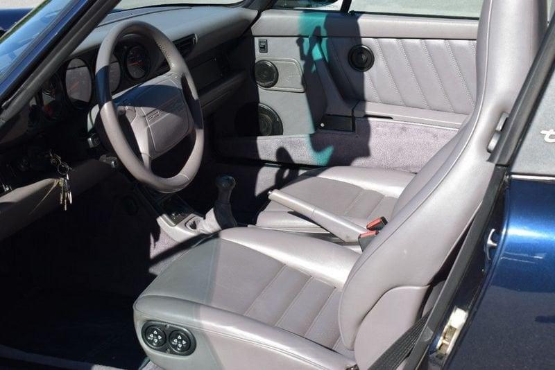 Porsche 911 (964) CARRERA 4 TARGA