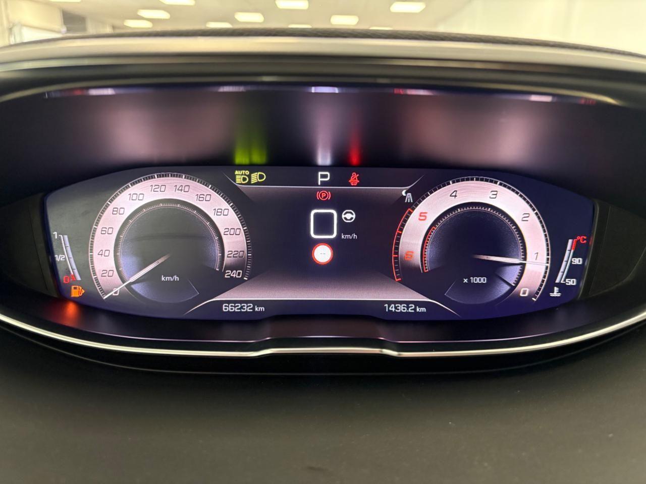 Peugeot 5008 BlueHDi 130 CV S&S EAT8 GT 7 POSTI PREZZO REALE!