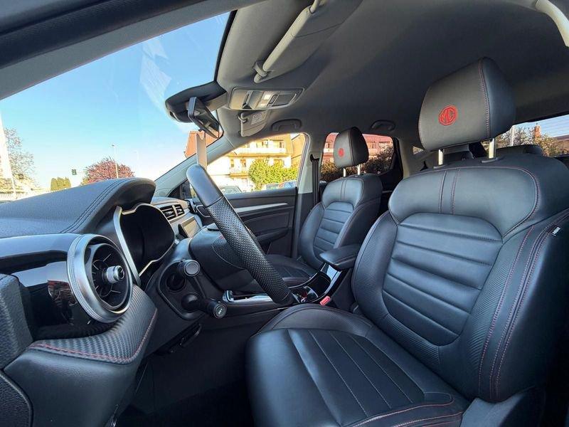 MG ZS 1.0T-GDI Luxury Auto, FULL LED, RETROCAMERA