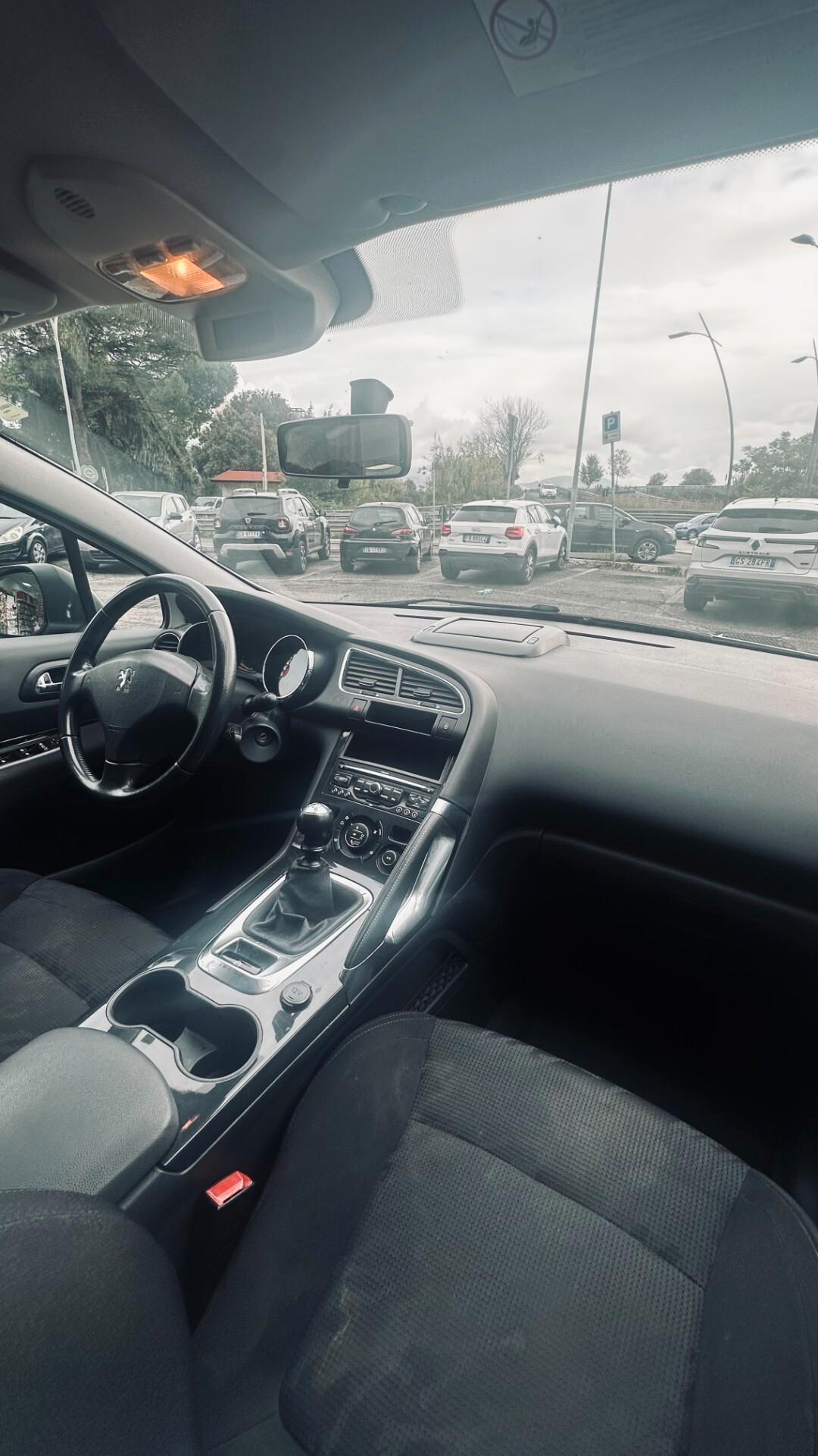 Peugeot 3008 1.6 HDi 110CV Business