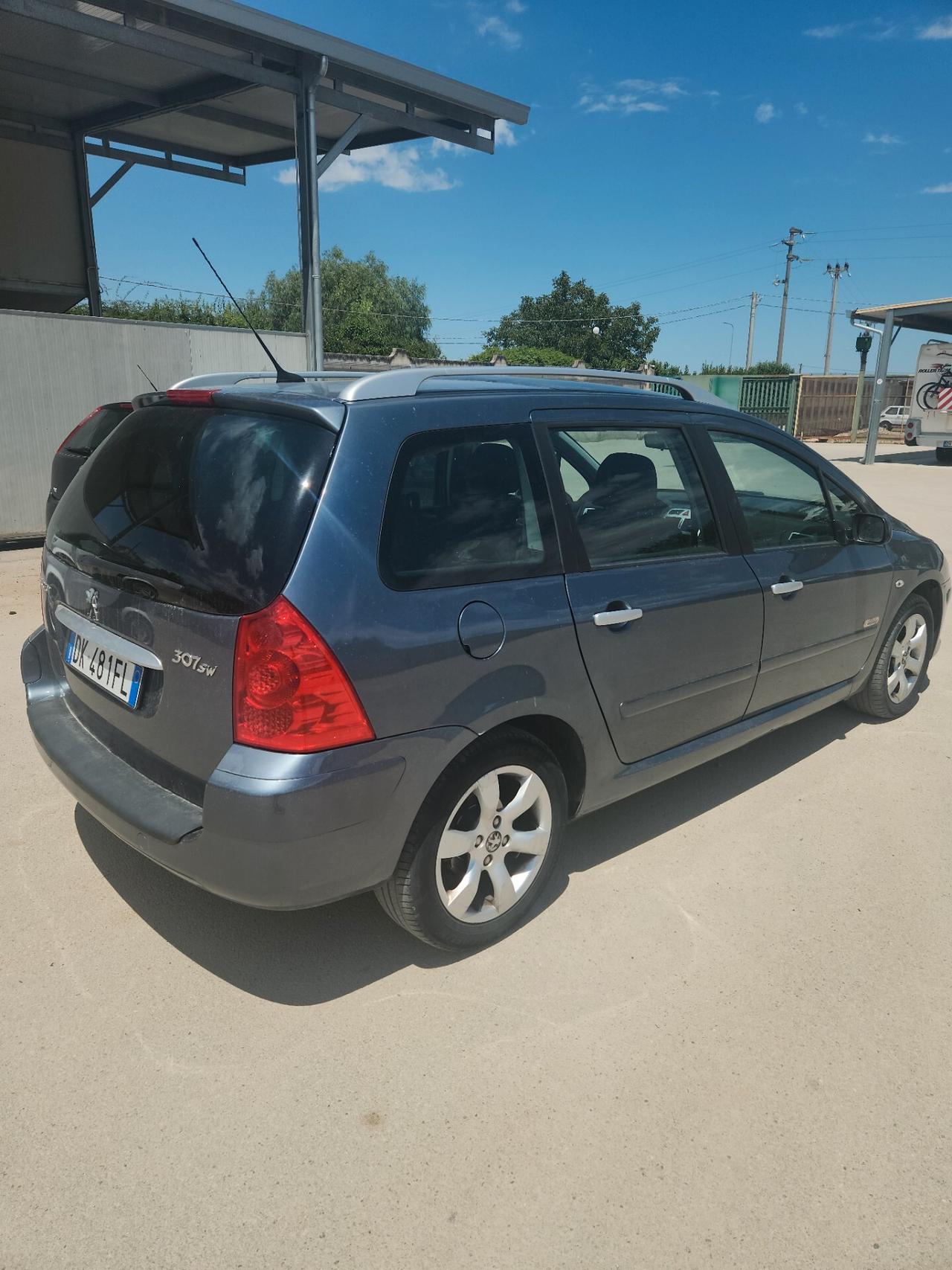 Peugeot 307 1.6 16V HDi FAP 110CV 7 posti