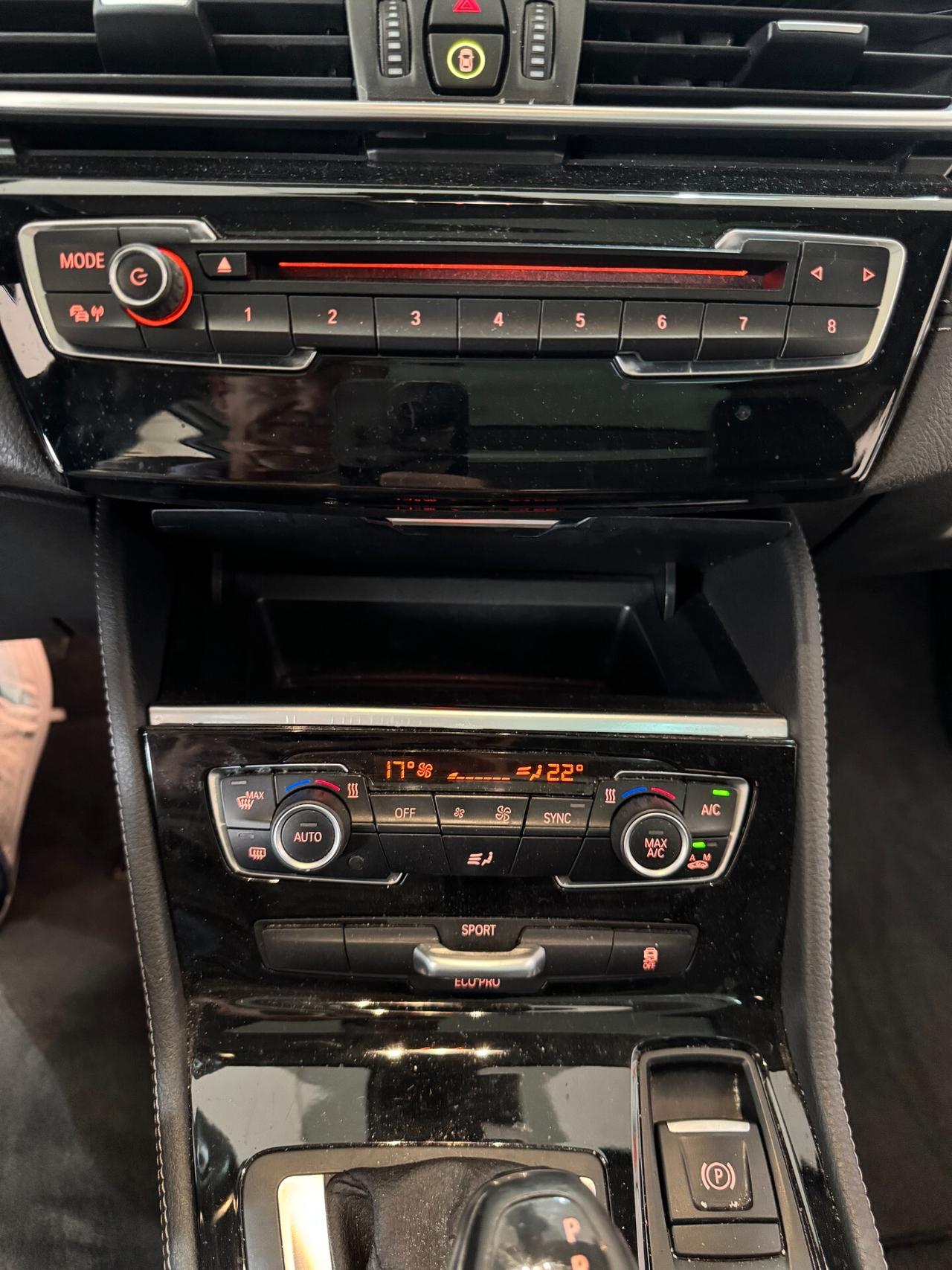 Bmw 2er Active Tourer 218d Active Tourer Luxury TETTO-PELLE-XENON