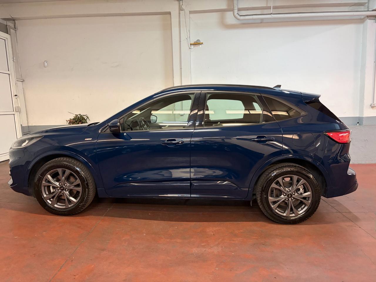 Ford Kuga 2.5 Full Hybrid 190 CV CVT 2WD ST-Line
