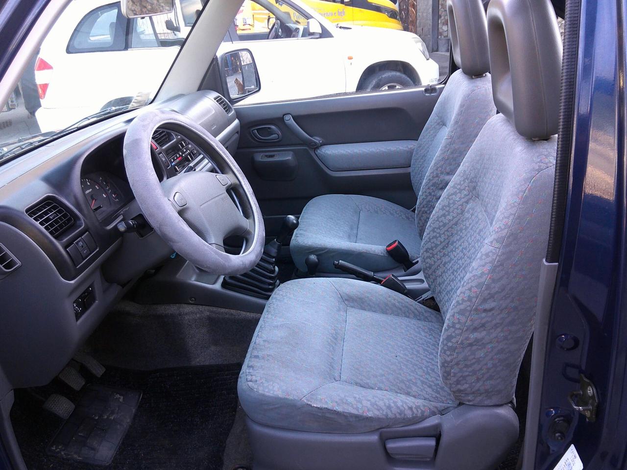 Suzuki Jimny 1.5 DDiS cat 4WD CABRIO 05