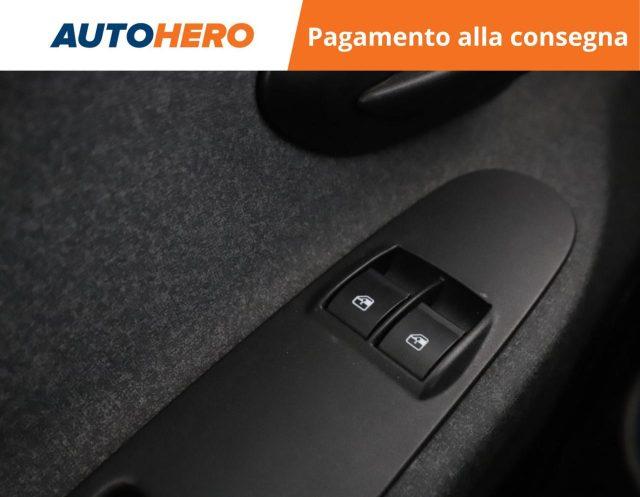 LANCIA Ypsilon 1.0 FireFly 5 porte S&S Hybrid Ecochic Silver