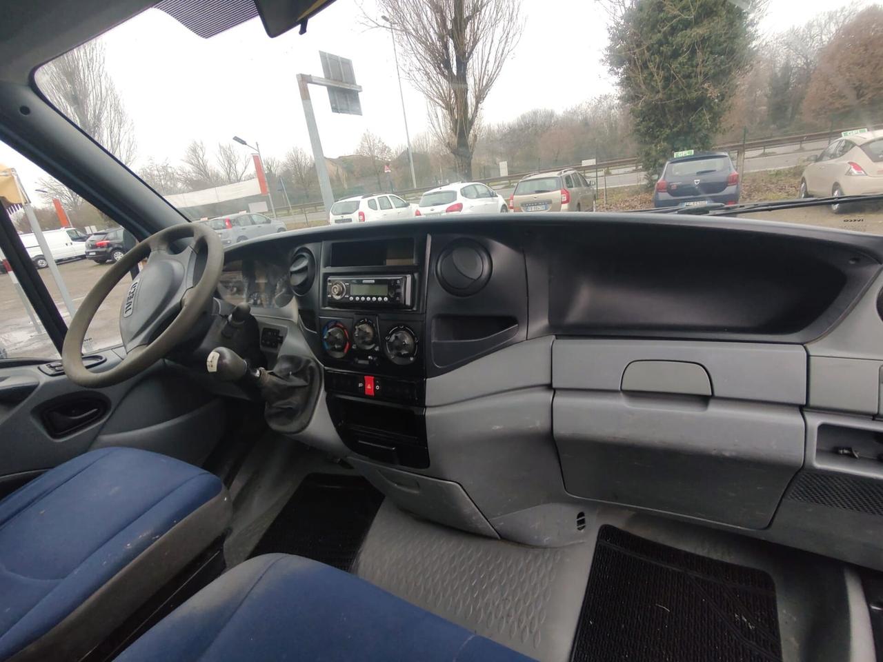 Iveco Daily RIBALTABILE TRILATERALE, SCATTOLINI SCIV 35c12 2.3jtd OK NEOPATENTATI.