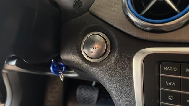 Mercedes-benz GLA 180 d Sport