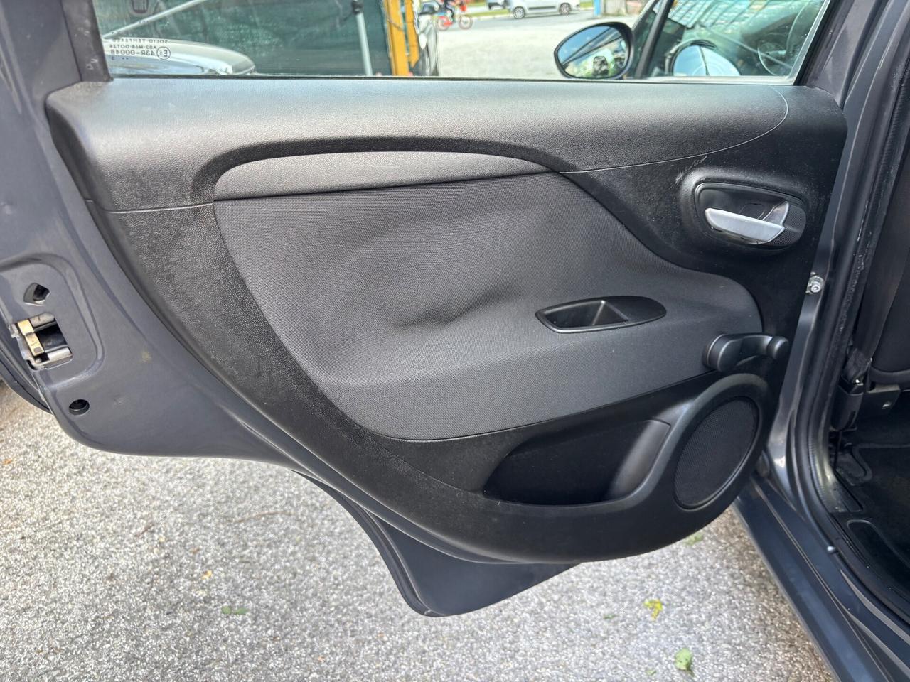 Fiat Punto 1.2 8V 5 porte Lounge OK Neopatentati