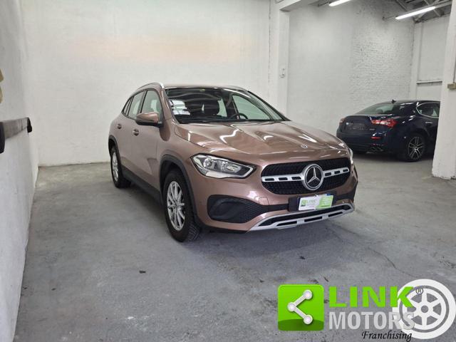 MERCEDES-BENZ GLA 180 d Automatic Business GARANZIA INCLUSA