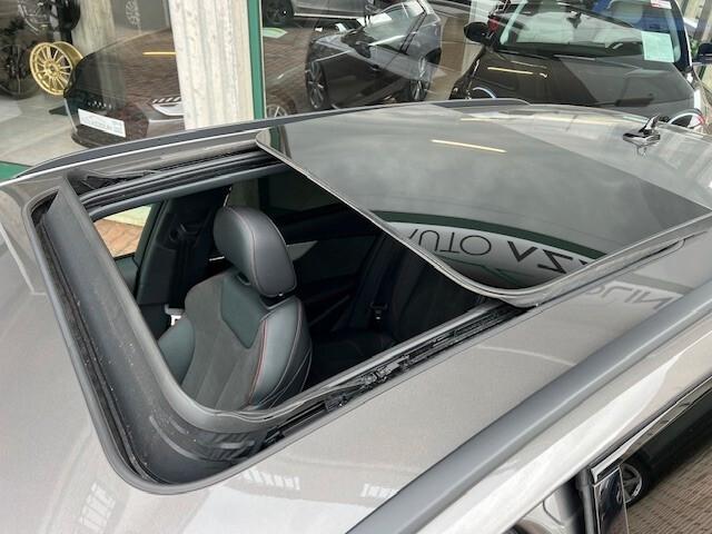 Audi A4 Avant 40 tdi Q. s-tronic, S-line, Tetto, Gancio