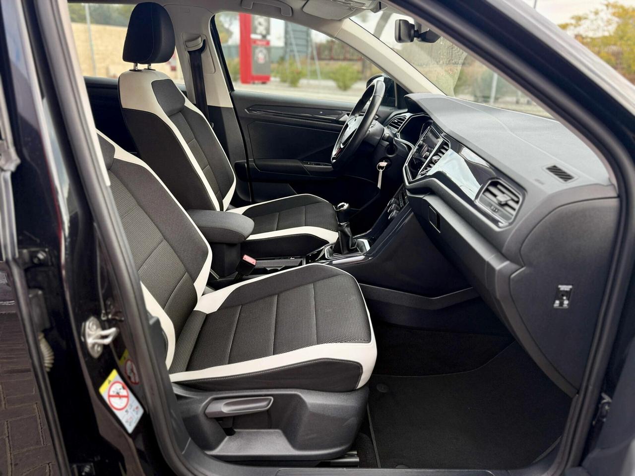 Volkswagen T-Roc 1.6 TDI SCR Advanced BELLA