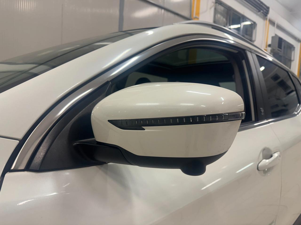 NISSAN Qashqai 1.5 dCi N-Connecta