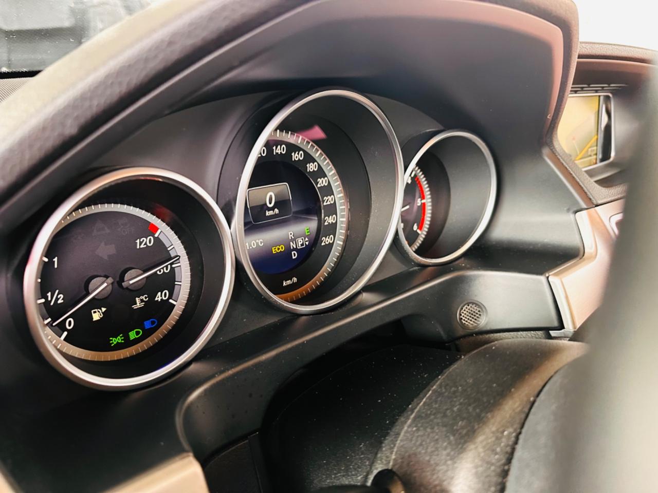 Mercedes-benz E 200 BlueTEC Premium