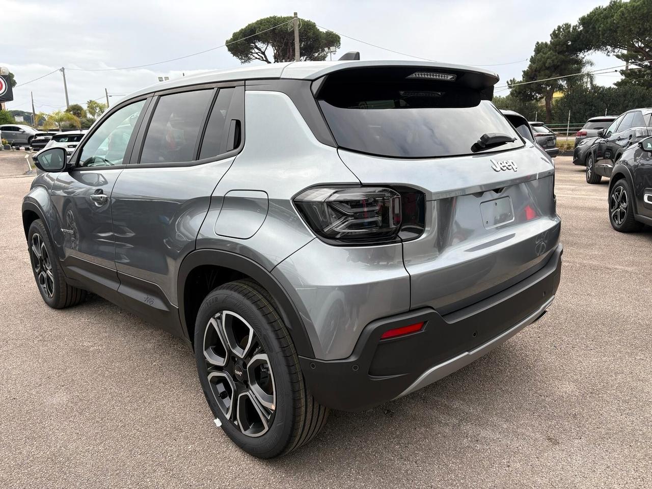 Jeep Avenger 1.2 Turbo 100 CV MHEV Summit