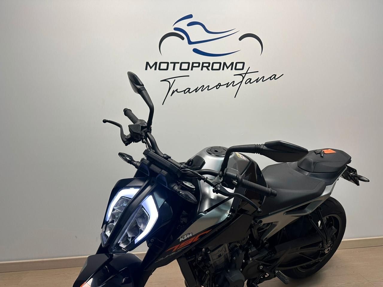 KTM DUKE 790 SCARICO MIVV DA 99€ AL MESE