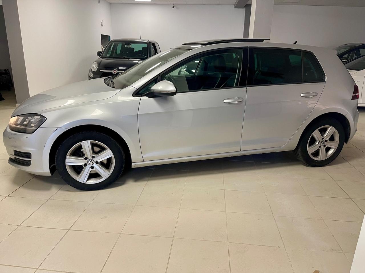 Volkswagen Golf 2.0 TDI 5p. Highline BlueMotion Technology