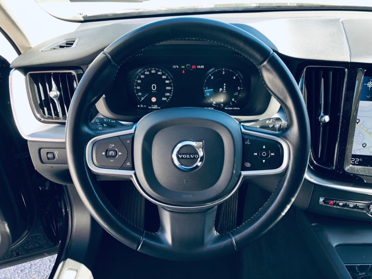 Volvo XC60 B4 D HYRBID TELECAMERA AWD 70MILAKM