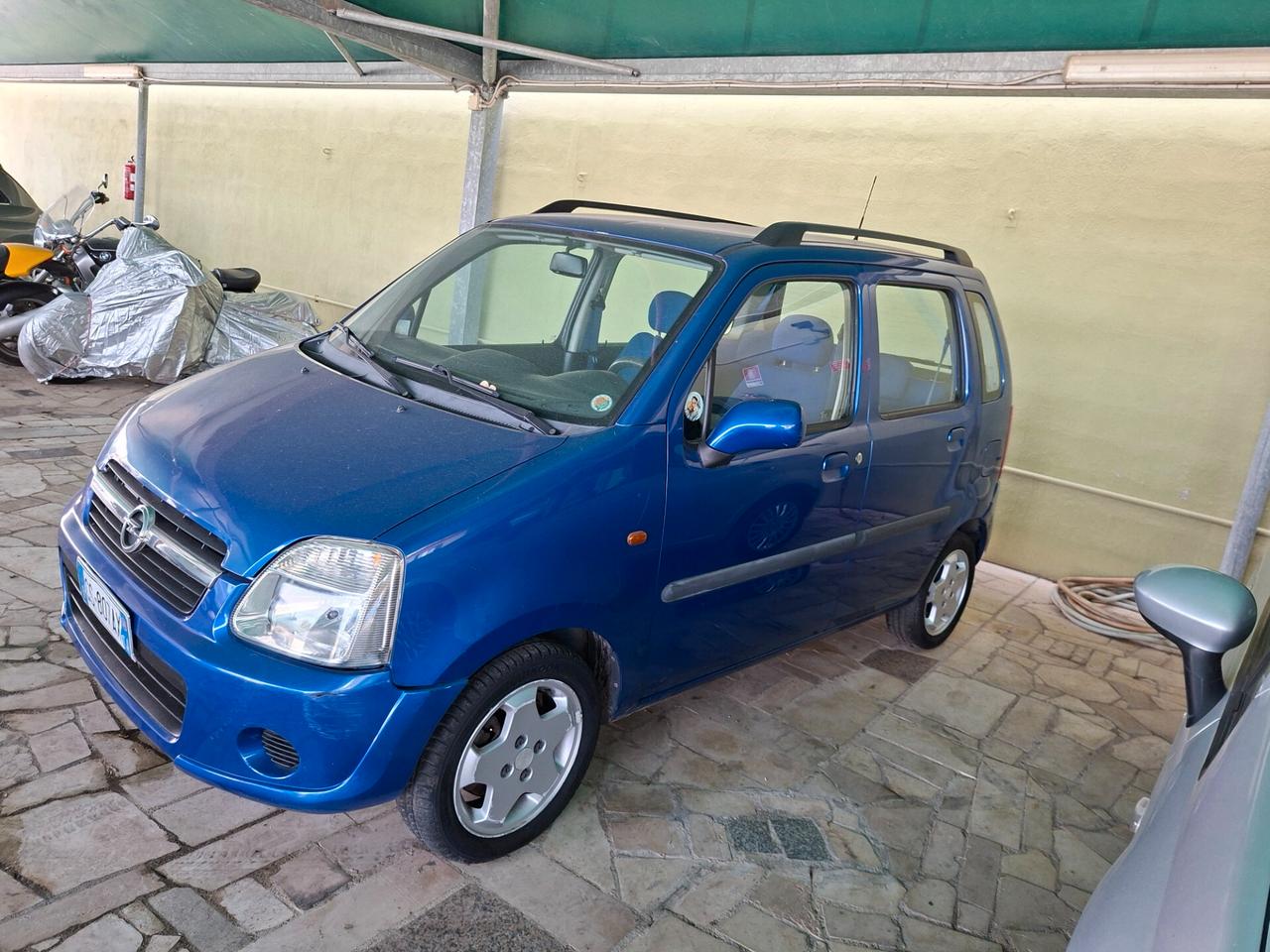Opel Agila 1.0 12V Club