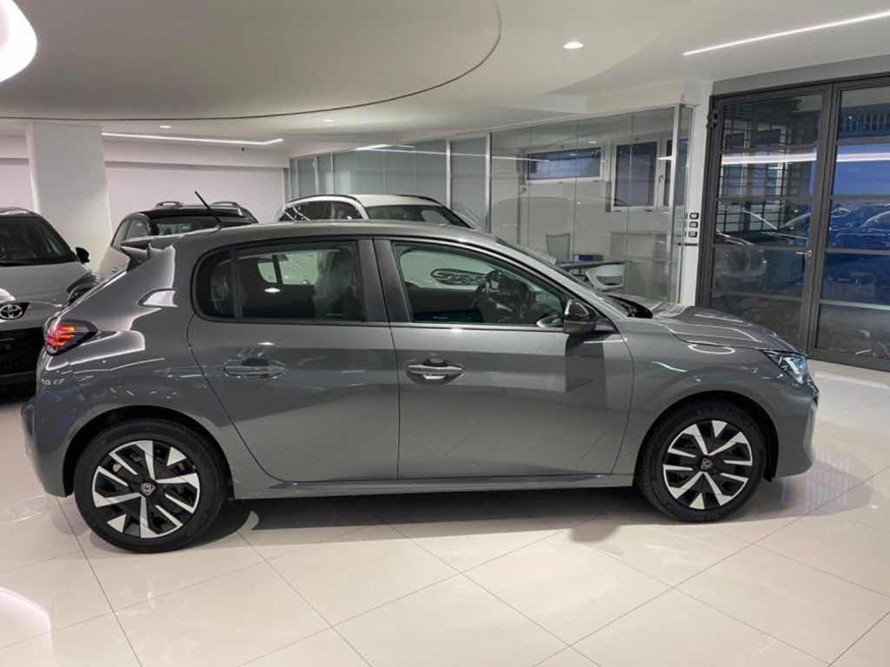 Peugeot 208 STYLE HYBRID 100 MOTORE A CATENA 8 ANNI DI GARANZI
