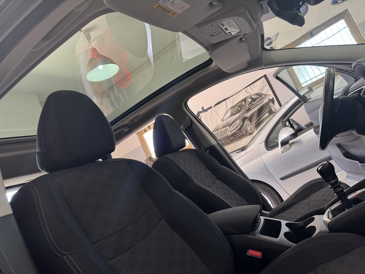 Nissan QASHAI 1.6 DCi N-Tech Tetto-Navigatore