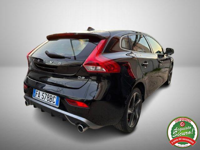 VOLVO V40 D2 'eco' R-design Navi