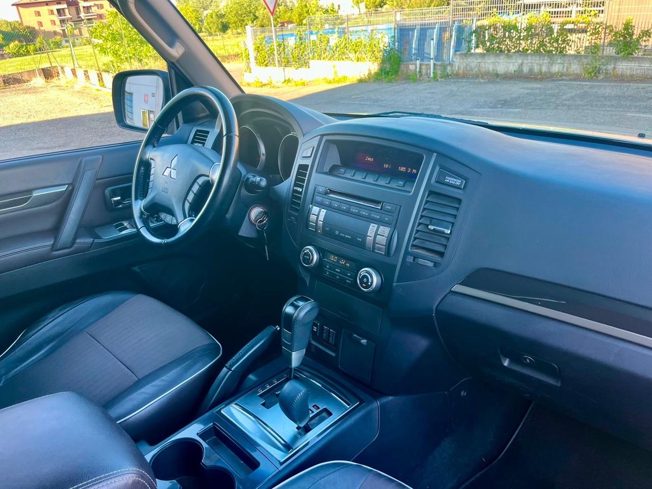 Mitsubishi Pajero 3.2 DI-D aut. Instyle 119.000km 2010 perfetta