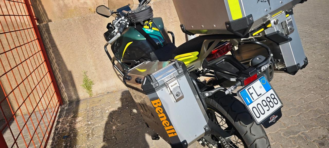 Benelli TRK 702 X