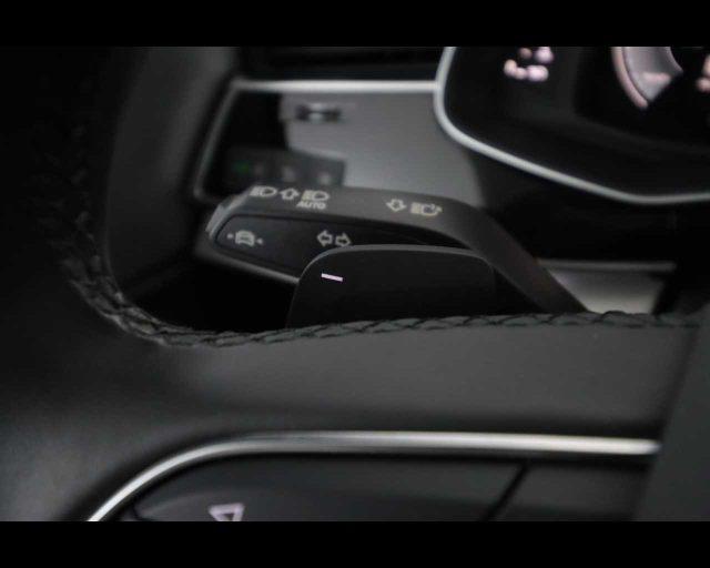 AUDI Q8 45 TDI quattro tiptronic