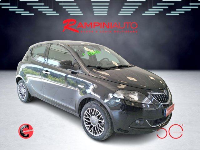 LANCIA Ypsilon 1.0 FireFly Hybrid Gold Plus Km 30.000 Iva Esposta