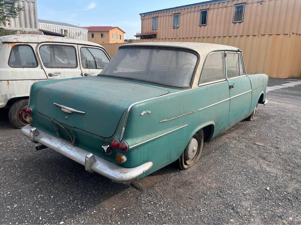 Opel Rekord P2 2 porte