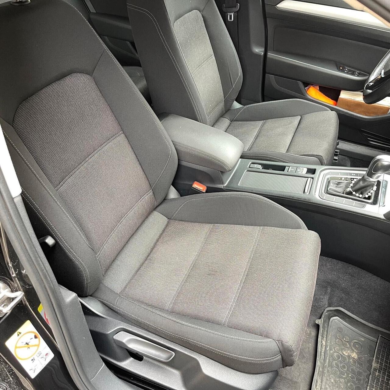 Volkswagen Passat 1.6 TDI 120cv DSG Executive