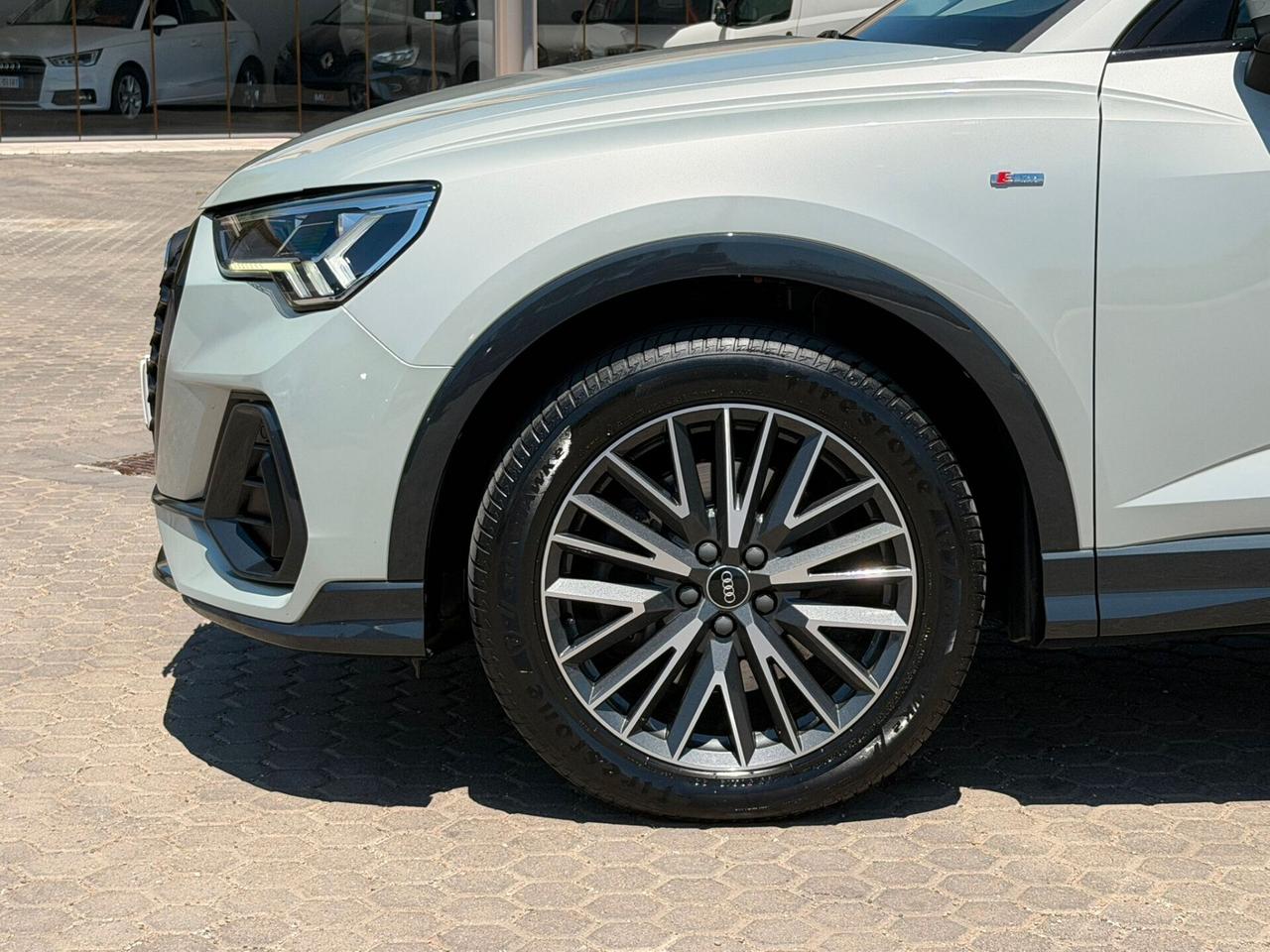 Audi Q3 SPB 40 TDI quattro S tronic line edition