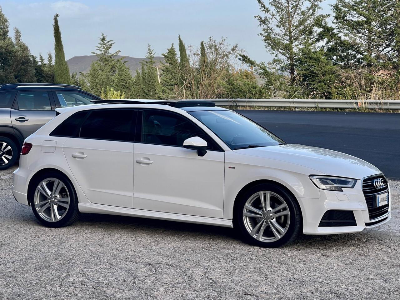 Audi A3 Sportback 2.0 Tdi 150cv S-Line - TETTO