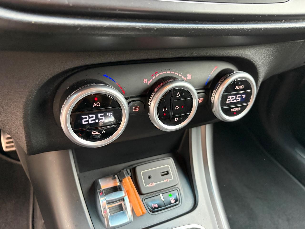 Alfa Romeo Giulietta 1.4 Turbo 120 CV GPL Super