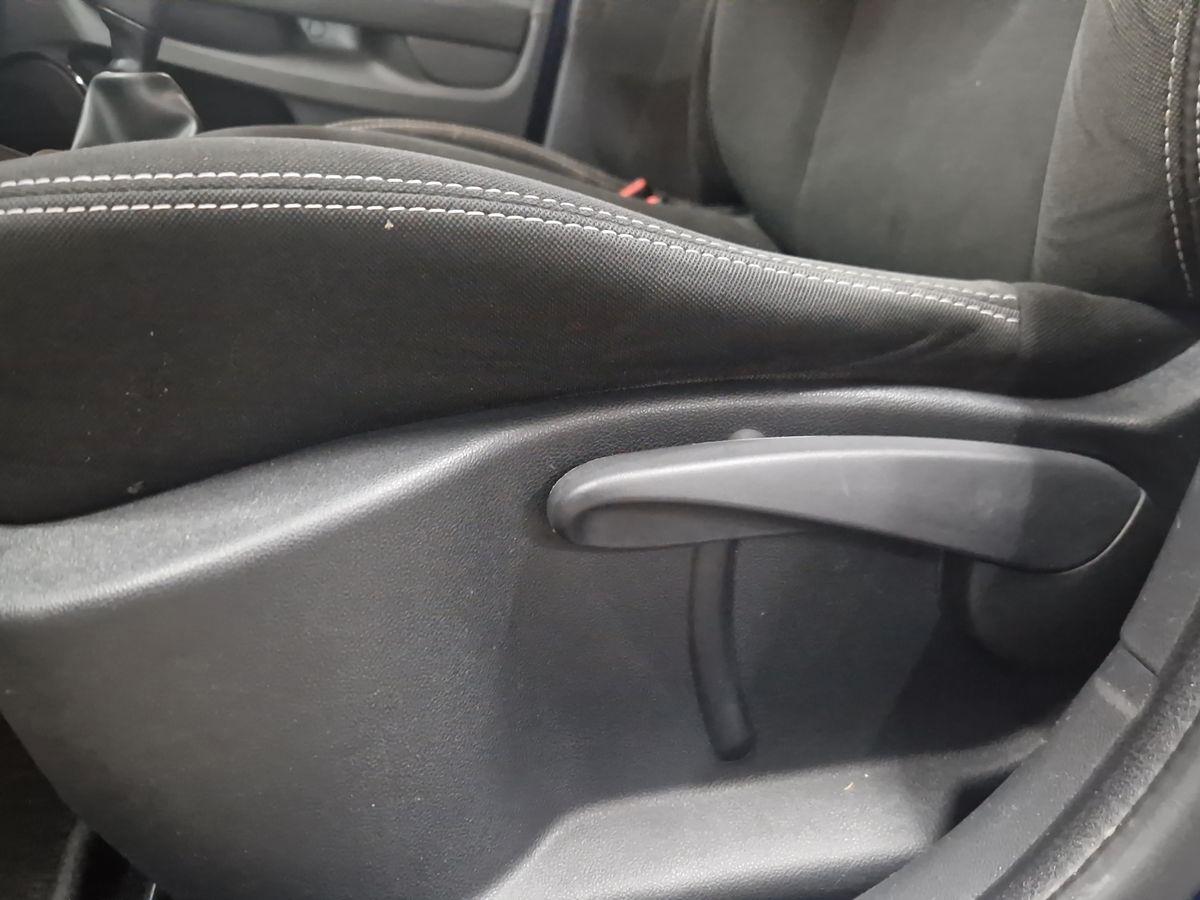 RENAULT Clio 0.9 tce Moschino Life 75cv