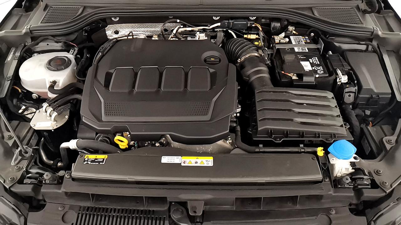 VOLKSWAGEN Golf VIII 2020 - Golf 2.0 tdi Life 115cv dsg
