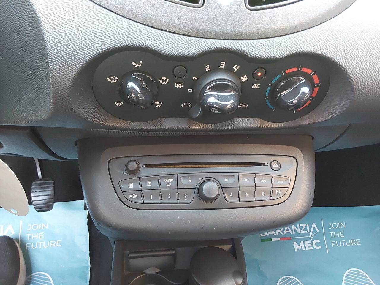 Renault Twingo 1.2 16V 75 Cv LEV Dynamique