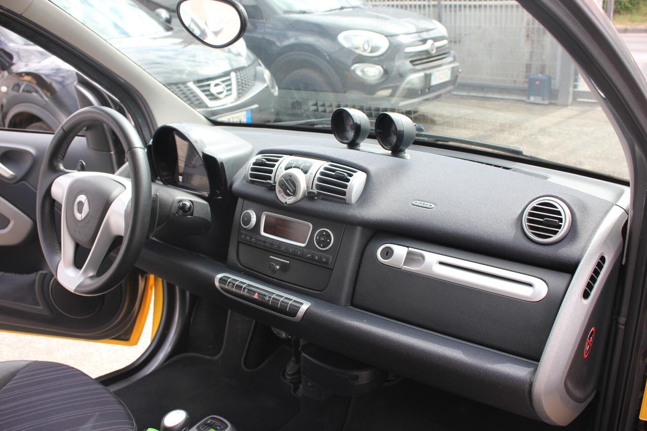 smart forTwo 1.0 mhd Pulse 71cv SERVOSTERZO MIX PELLE GARANZIA 12 MESI KM REALI CERTIFICATI