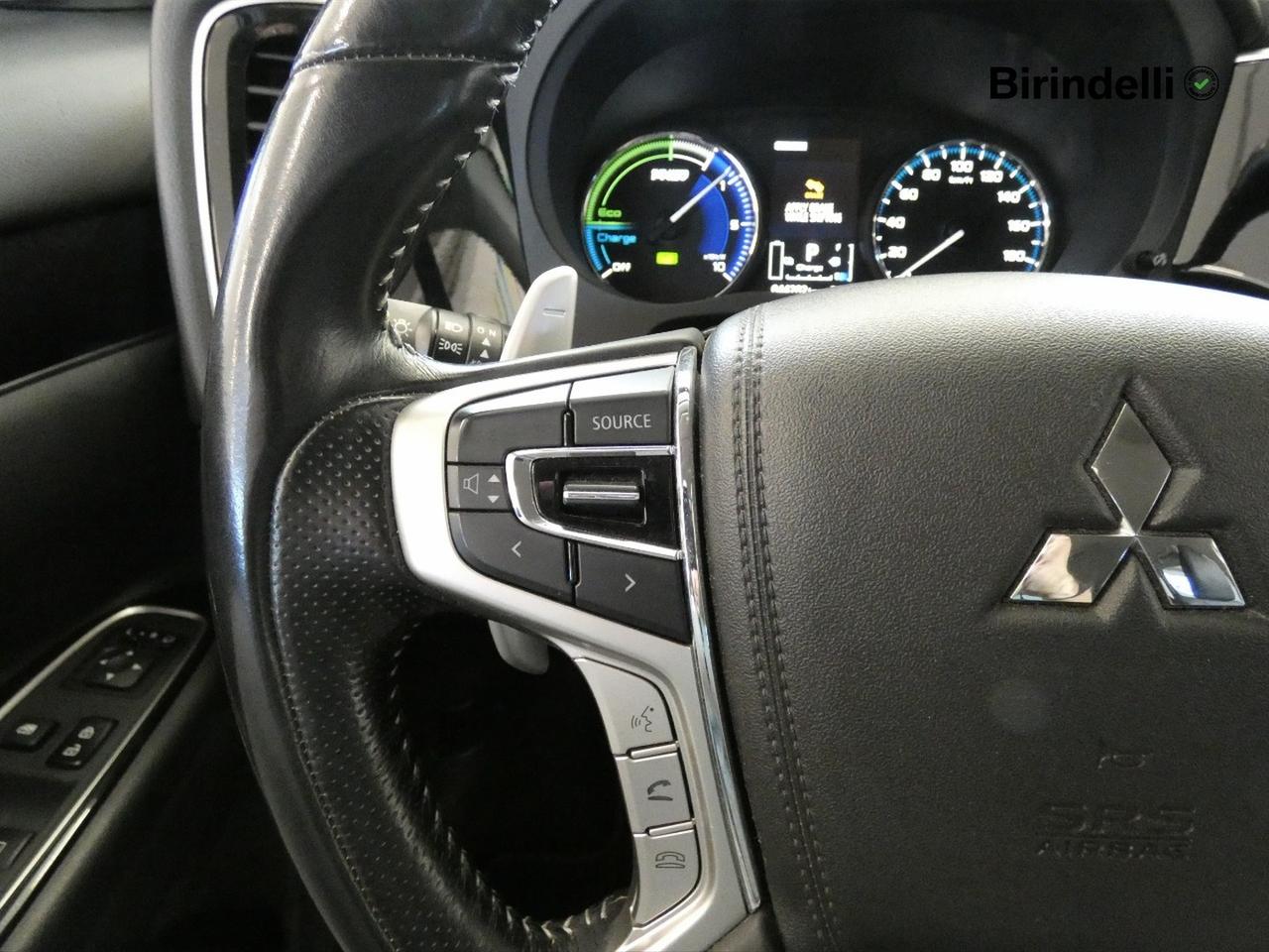 MITSUBISHI Outlander 3ª serie - Outlander 2.4 MIVEC 4WD PHEV Instyle Plus SDA