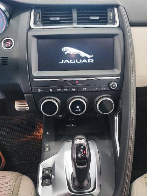 Jaguar E-Pace 2.0d i4 R-Dynamic HSE 150cv VIRTUAL! TETTO! PELLE!