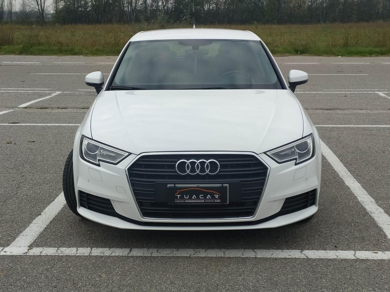 Audi A3 Business Line 2.0 35 TDI #7770