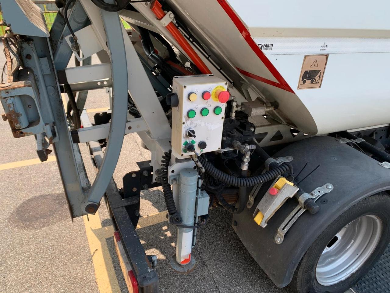 IVECO DAILY 35C14N Raccolta Rifiuti Metano/Benzina