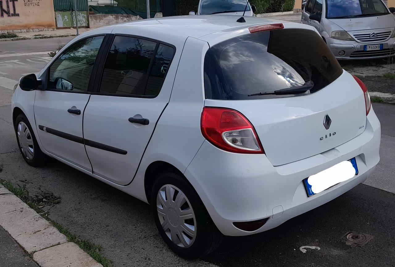 Renault Clio 1.2 16V 5 porte GPL Dynamique