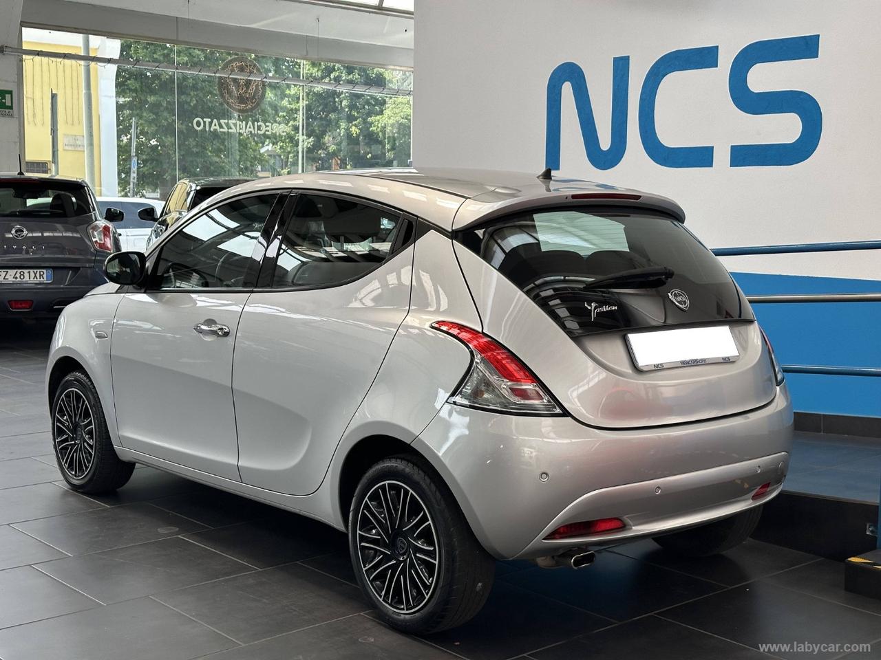 LANCIA Ypsilon 1.2 69 CV 5p. S&S Gold