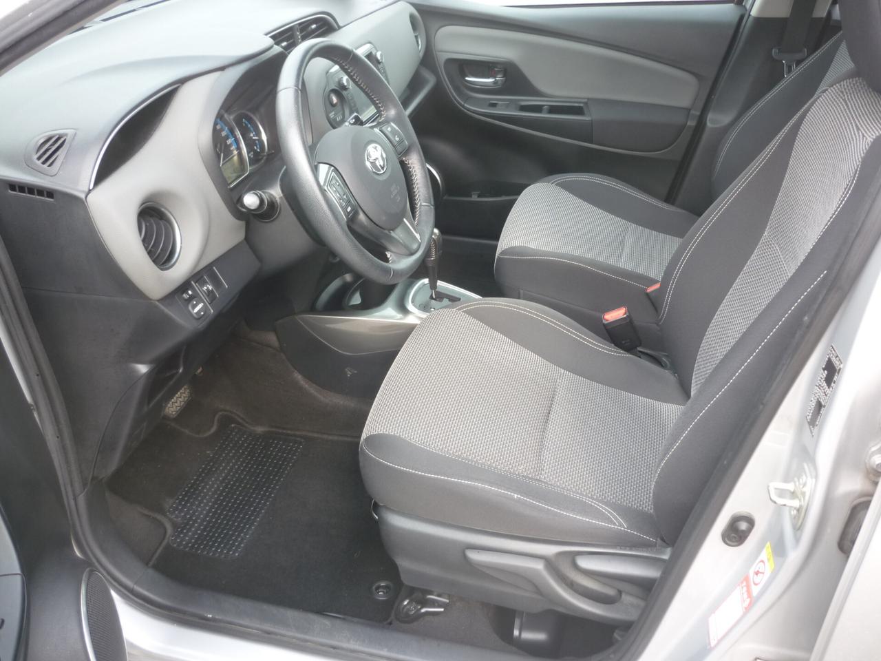 Toyota Yaris 1.5 Hybrid 5 porte Active